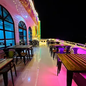  Hotel Nath Palace